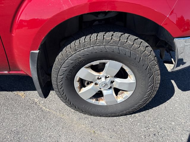 Used 2009 Nissan Frontier SE w/ SE Value Truck Pkg AWD/4WD image 9