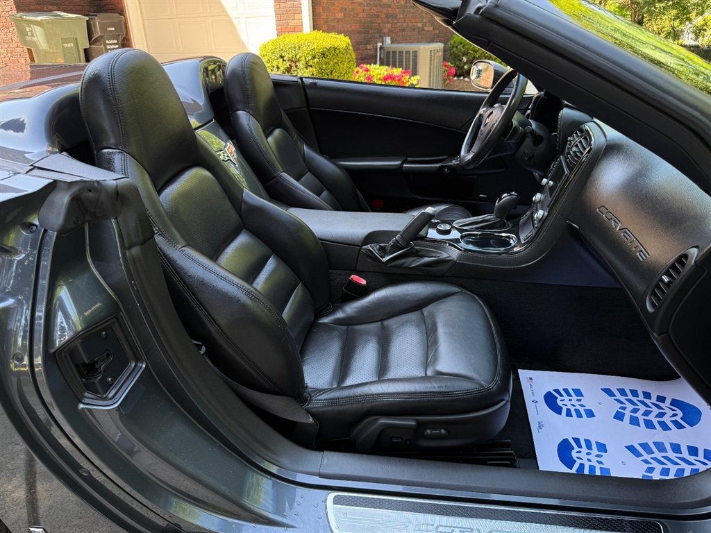 Used 2009 Chevrolet Corvette Convertible w/ Preferred Equipment Group RWD image 59