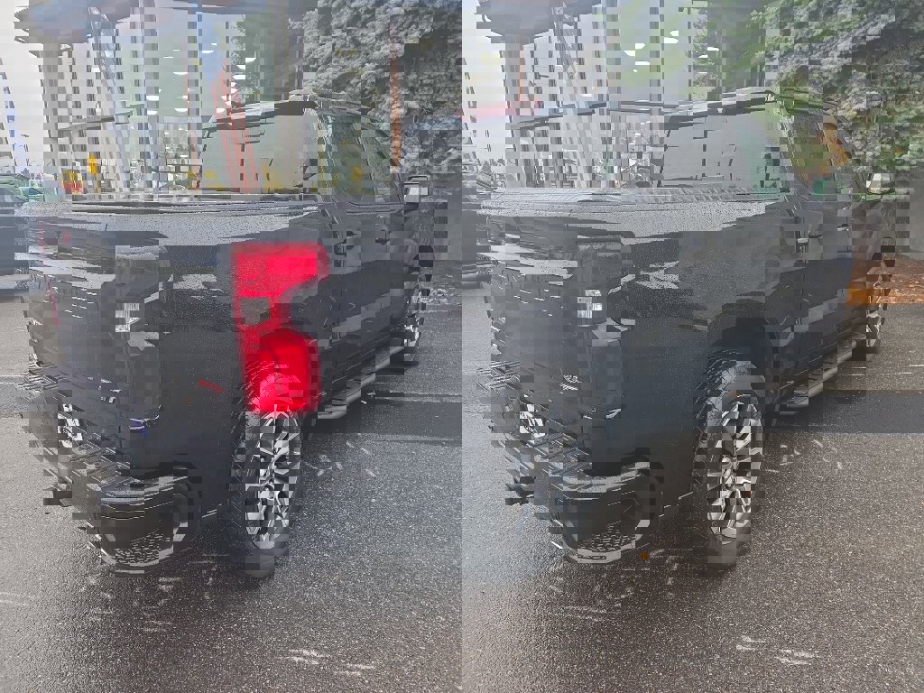 Used 2020 Chevrolet Silverado 1500 RST image 14