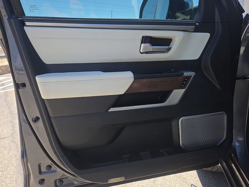 Used 2023 Toyota Tundra Capstone AWD/4WD image 17