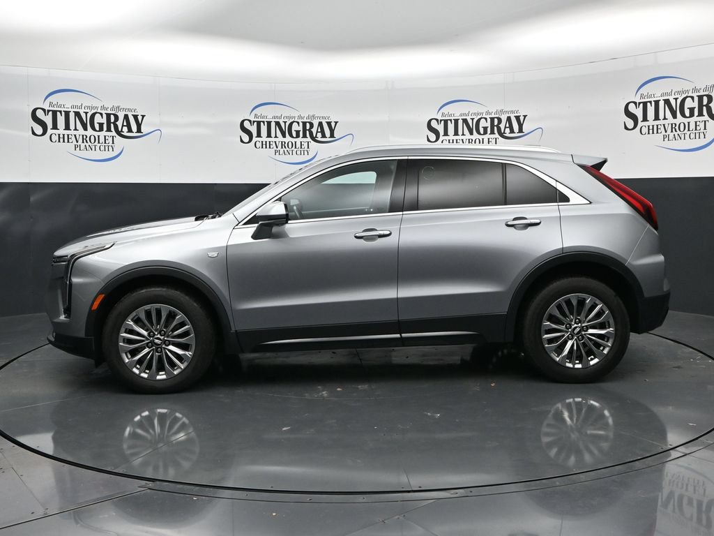 Used 2025 Cadillac XT4 Premium Luxury FWD image 5