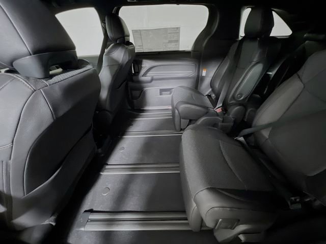 New 2026 Toyota Sienna Limited FWD image 26