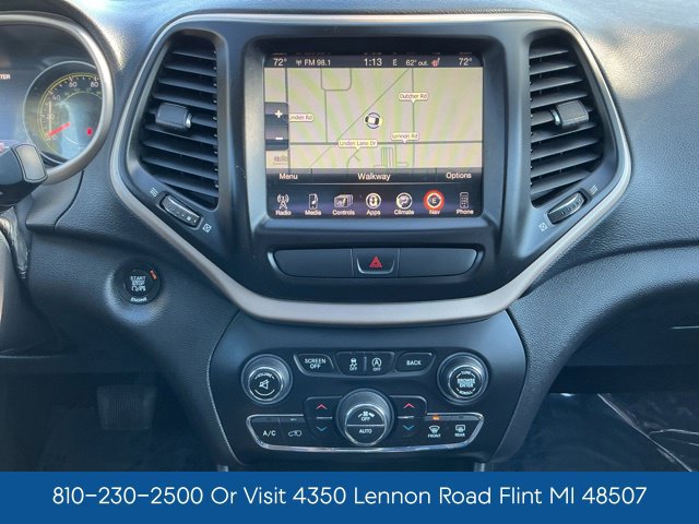 Used 2016 Jeep Cherokee Limited w/ Luxury Group AWD/4WD image 24