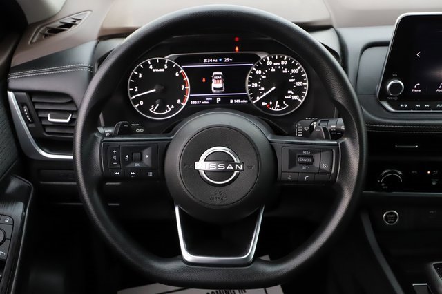 Used 2023 Nissan Rogue S image 22