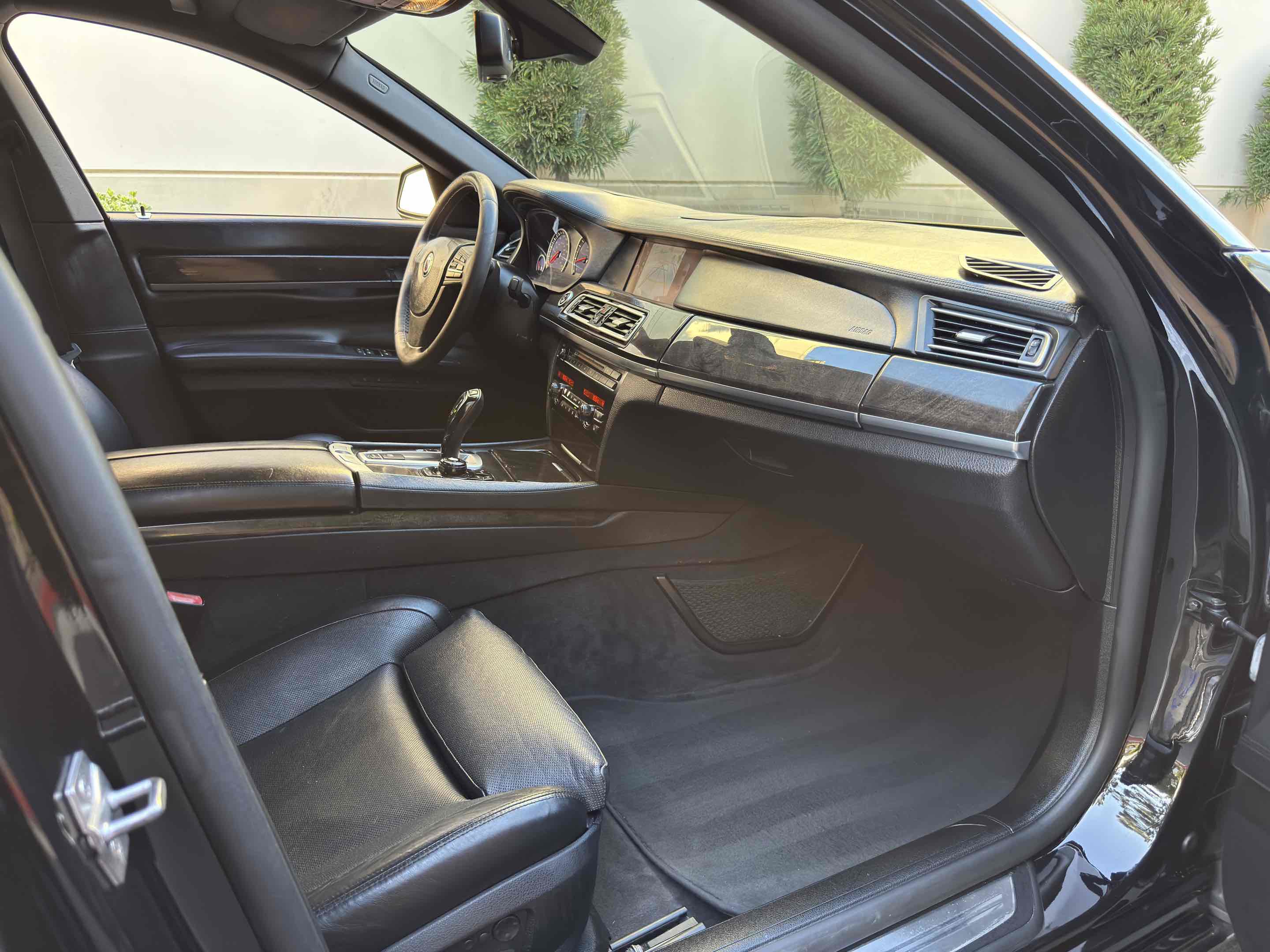 Used 2012 BMW ALPINA B7 image 82