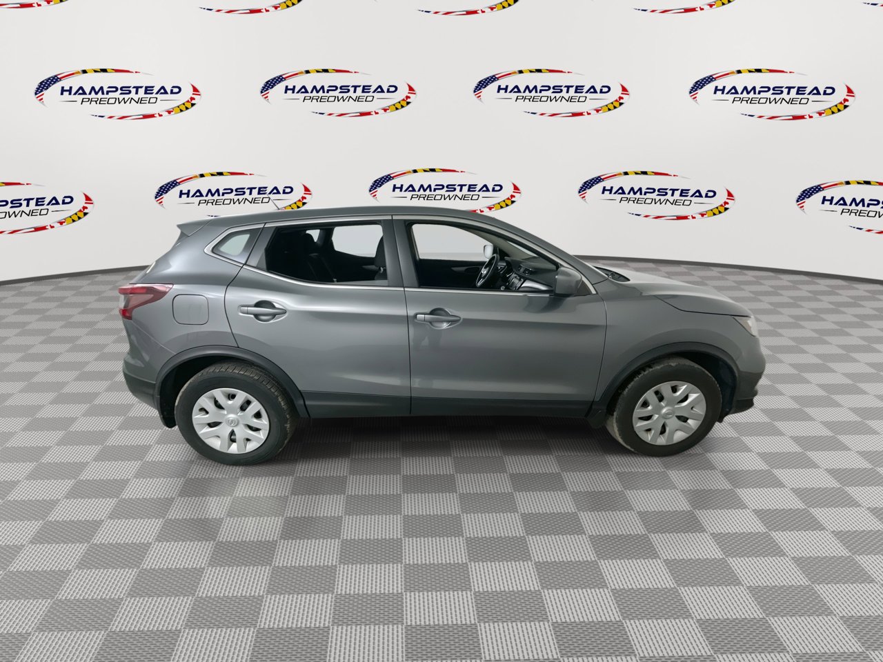 Used 2020 Nissan Rogue Sport S image 9