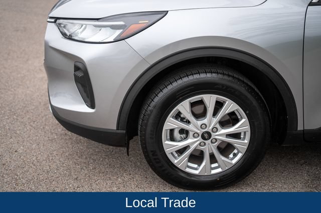 Used 2024 Ford Escape Active AWD/4WD image 9