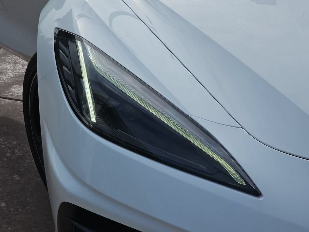 Used 2021 Chevrolet Corvette Stingray Preferred Cpe w/ Z51 Performance Package RWD image 35