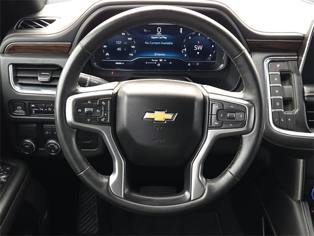 Used 2023 Chevrolet Suburban Premier image 14