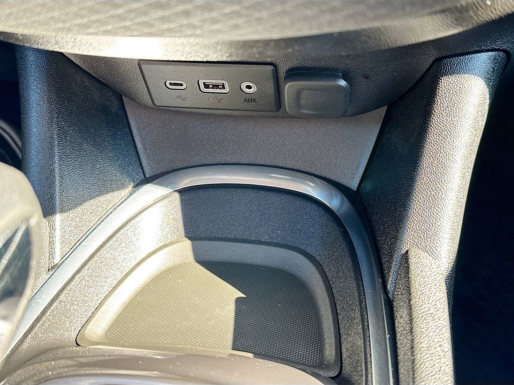 Used 2023 Chevrolet Malibu LT image 21