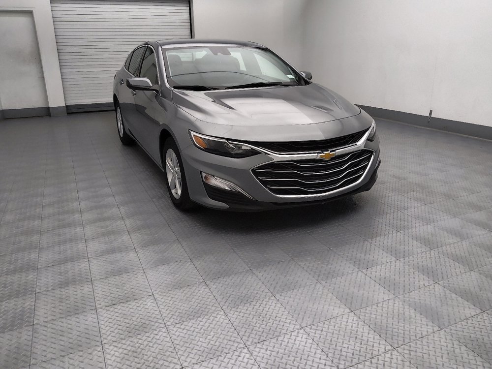 Used 2025 Chevrolet Malibu LS FWD image 14