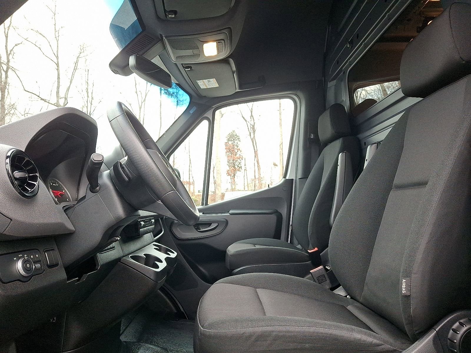 Used 2025 Mercedes-Benz Sprinter 2500 image 13