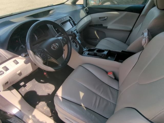 Used 2013 Toyota Venza XLE AWD/4WD image 11