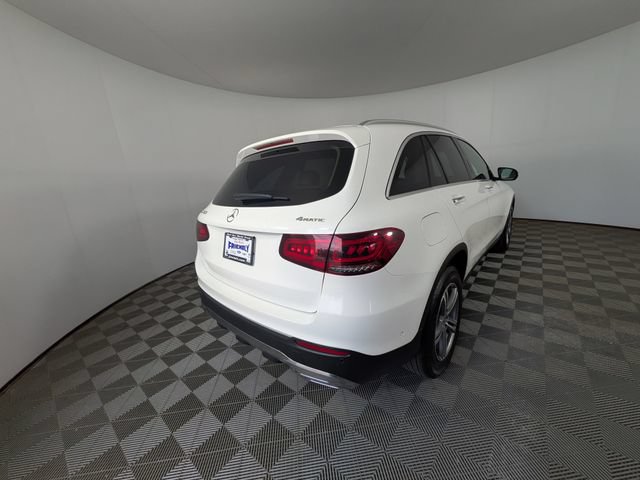 Used 2021 Mercedes-Benz GLC 300 4MATIC image 3