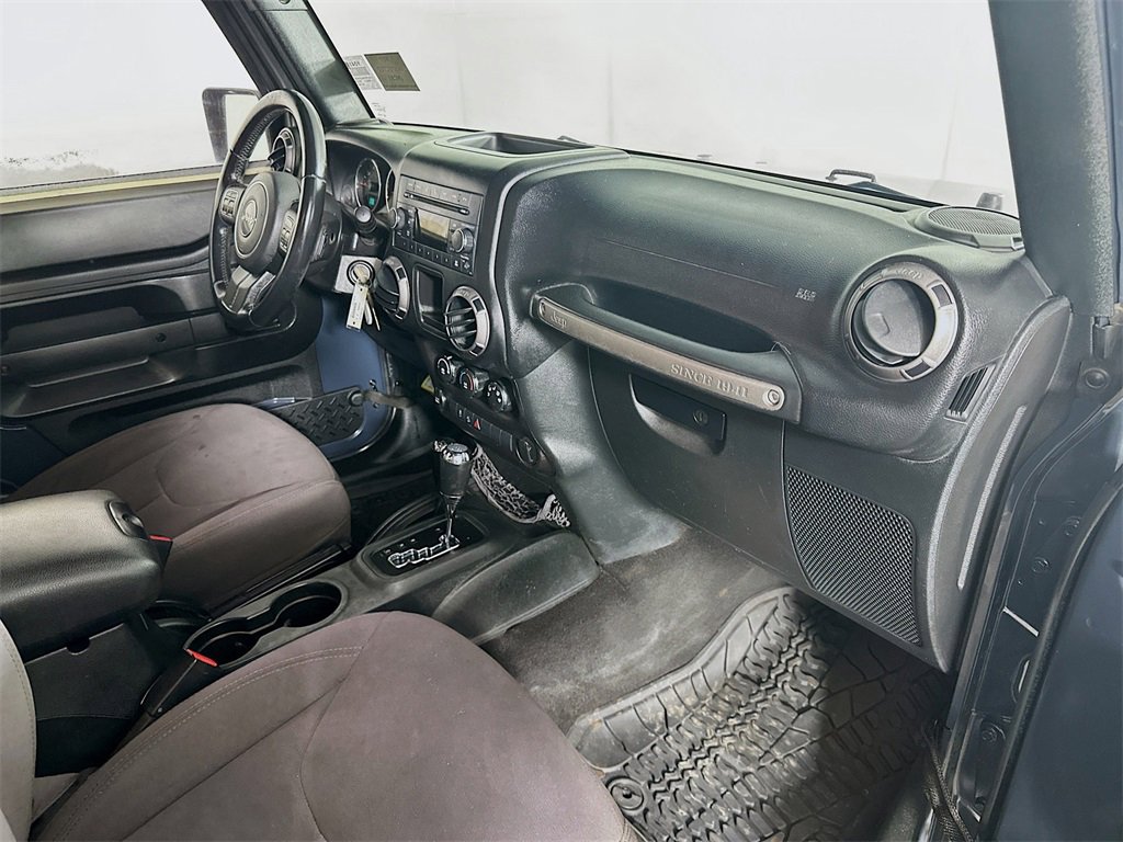 Used 2018 Jeep Wrangler Sport image 29