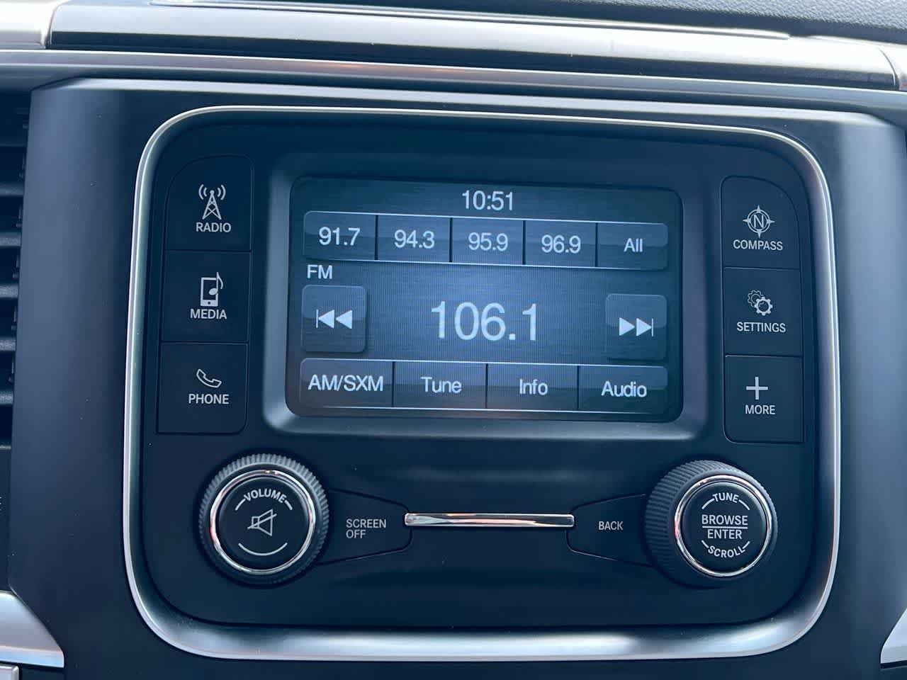 Used 2019 RAM 1500 Classic SLT AWD/4WD image 16