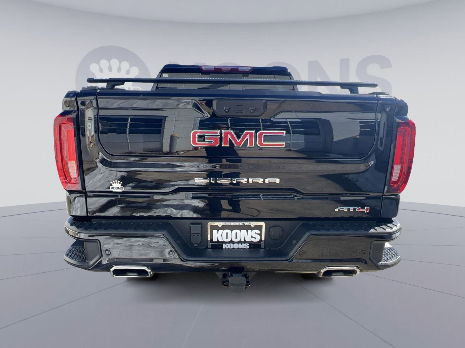 Used 2024 GMC Sierra 1500 AT4 w/ Technology Package image 5