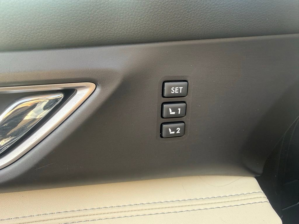 Used 2020 Subaru Ascent Limited w/ Popular Package #2A image 14