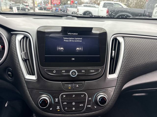 Used 2023 Chevrolet Malibu LT image 24