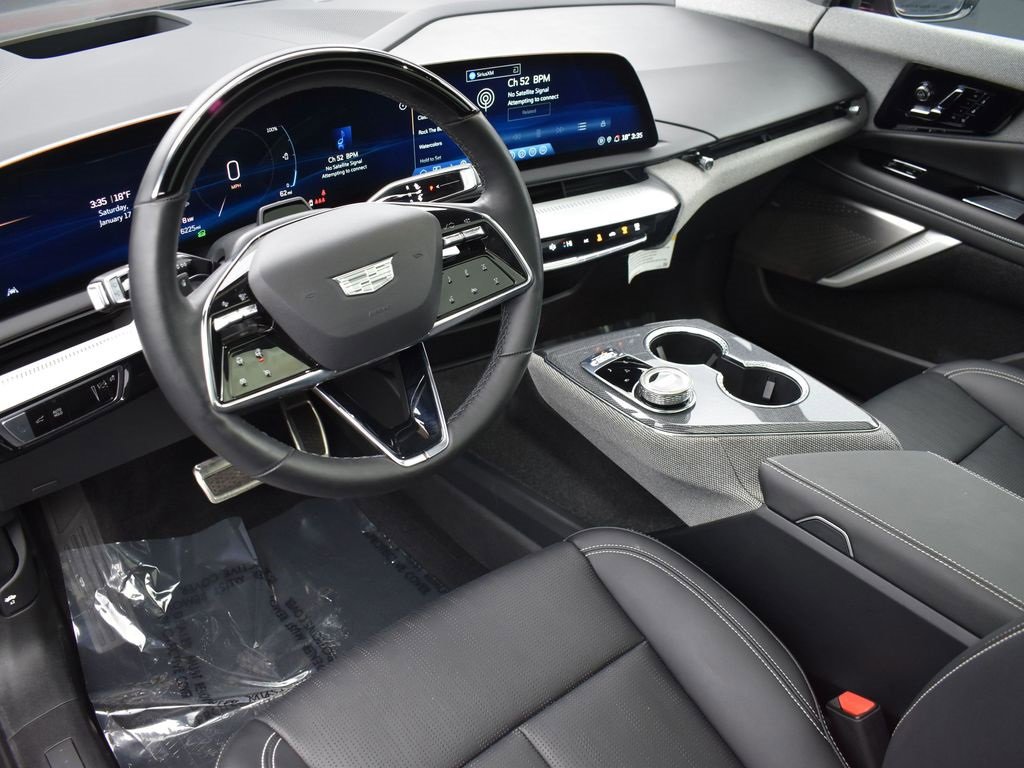 Certified 2025 Cadillac Optiq Sport 2 w/ LPO, Floor Liner Package image 14