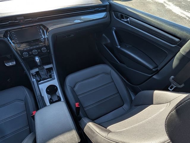 Used 2022 Volkswagen Passat 2.0T R-Line image 13