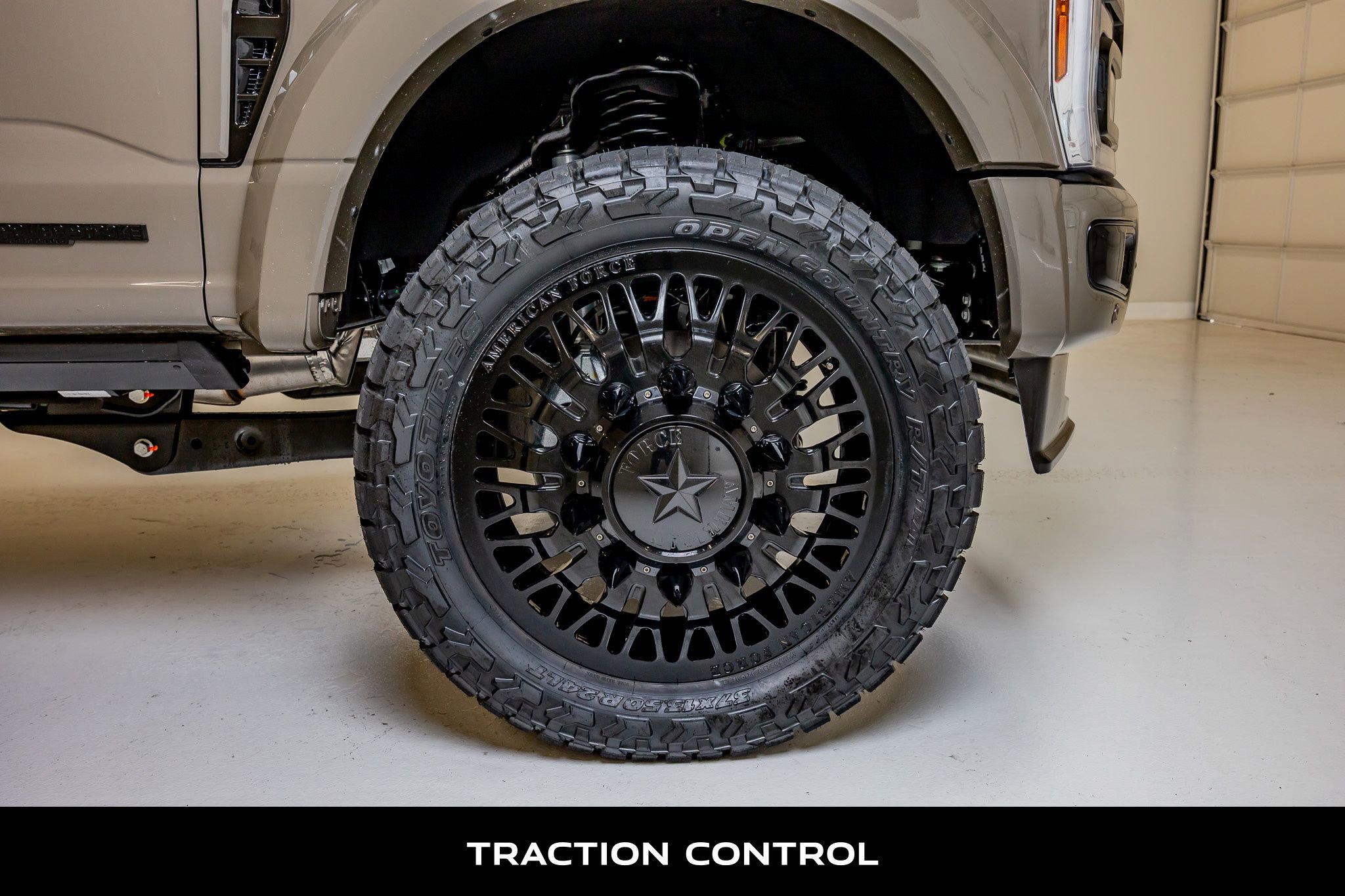 Used 2026 Ford F450 Platinum AWD/4WD image 12
