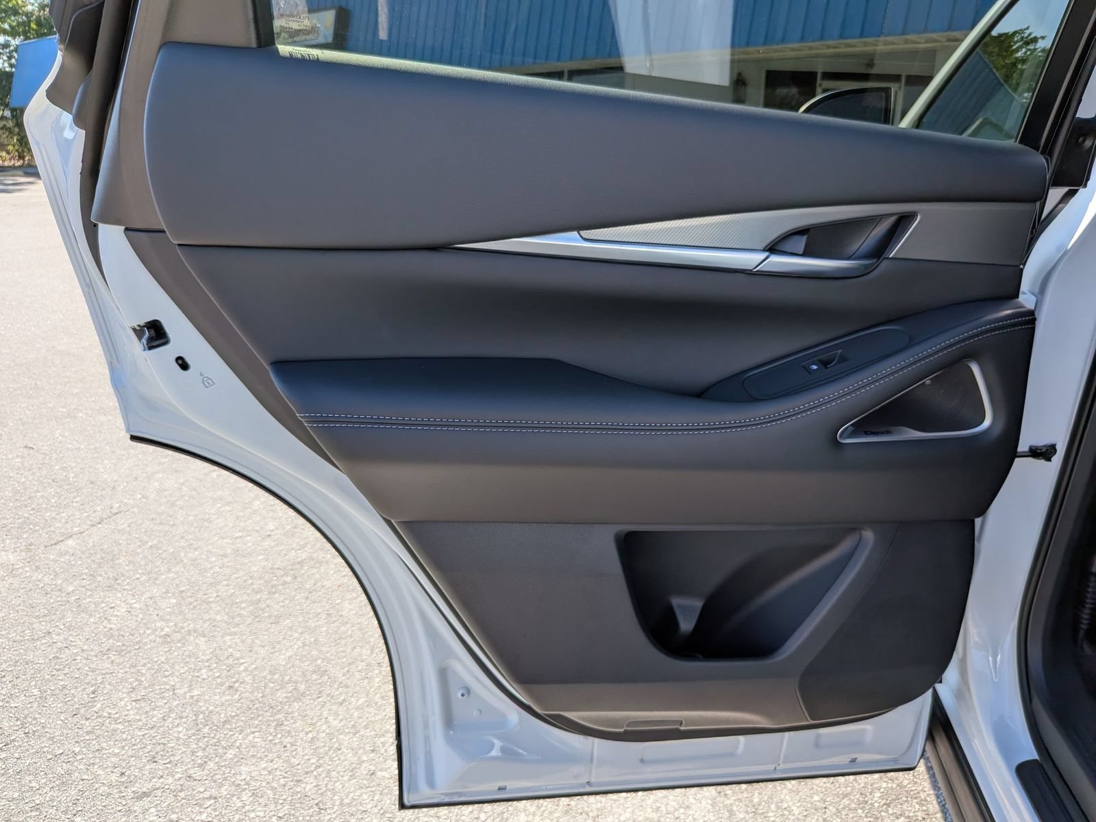 New 2027 INFINITI QX60 Sport w/ Dark Cargo Package AWD/4WD image 26