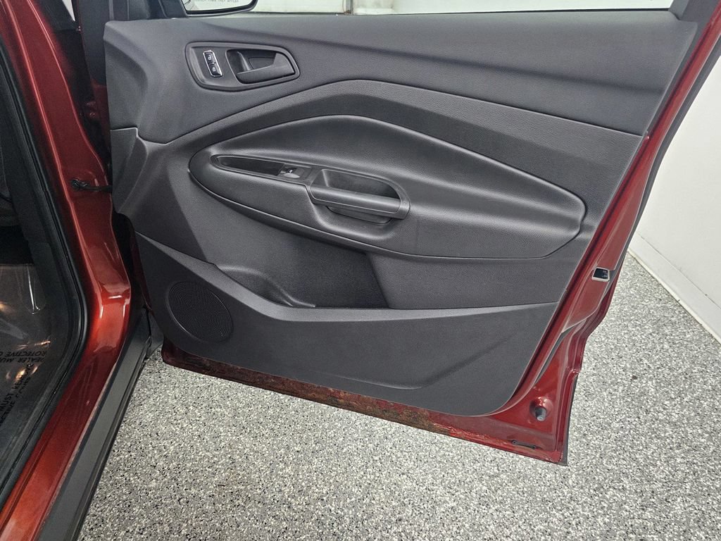 Used 2016 Ford Escape S FWD image 21