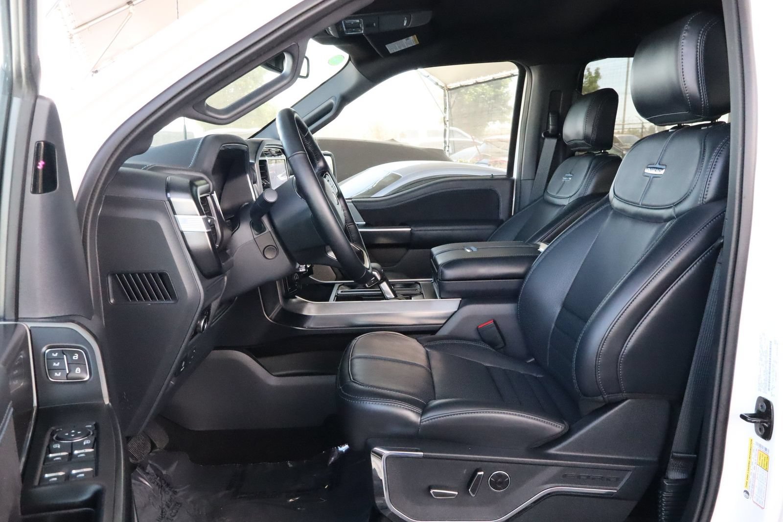 Used 2025 Ford F150 Platinum AWD/4WD image 22