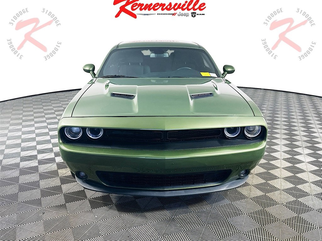 Used 2022 Dodge Challenger SXT w/ Blacktop Package image 2