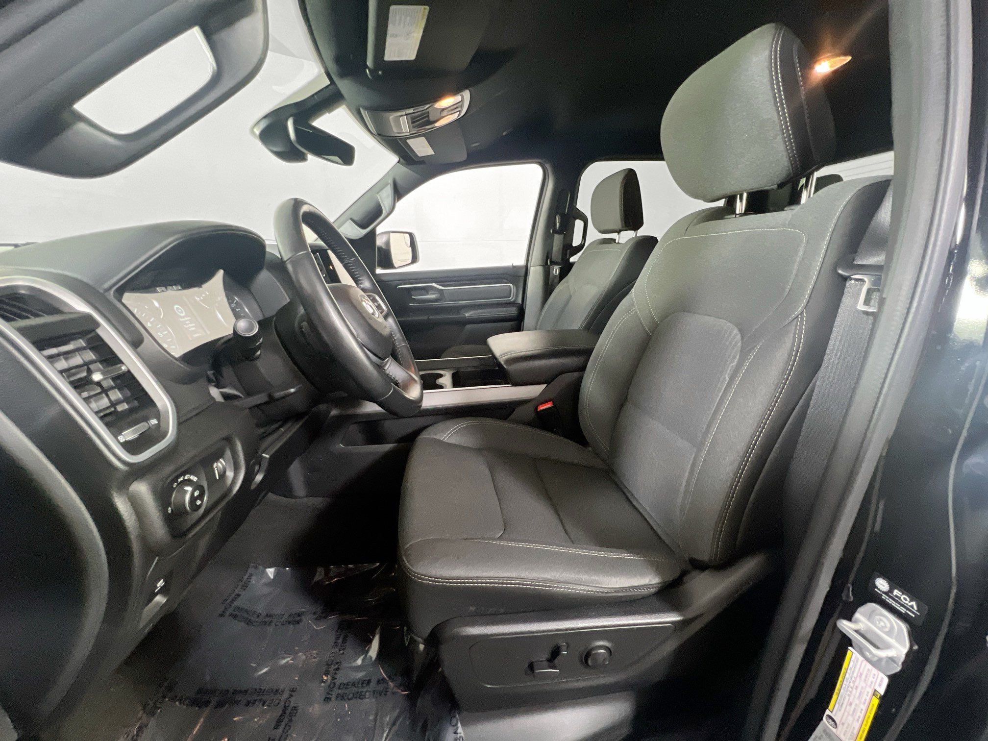Used 2023 RAM 1500 Big Horn AWD/4WD image 21