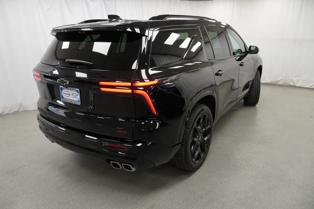 Used 2024 Chevrolet Traverse RS w/ LPO, Floor Liner Package AWD/4WD image 4