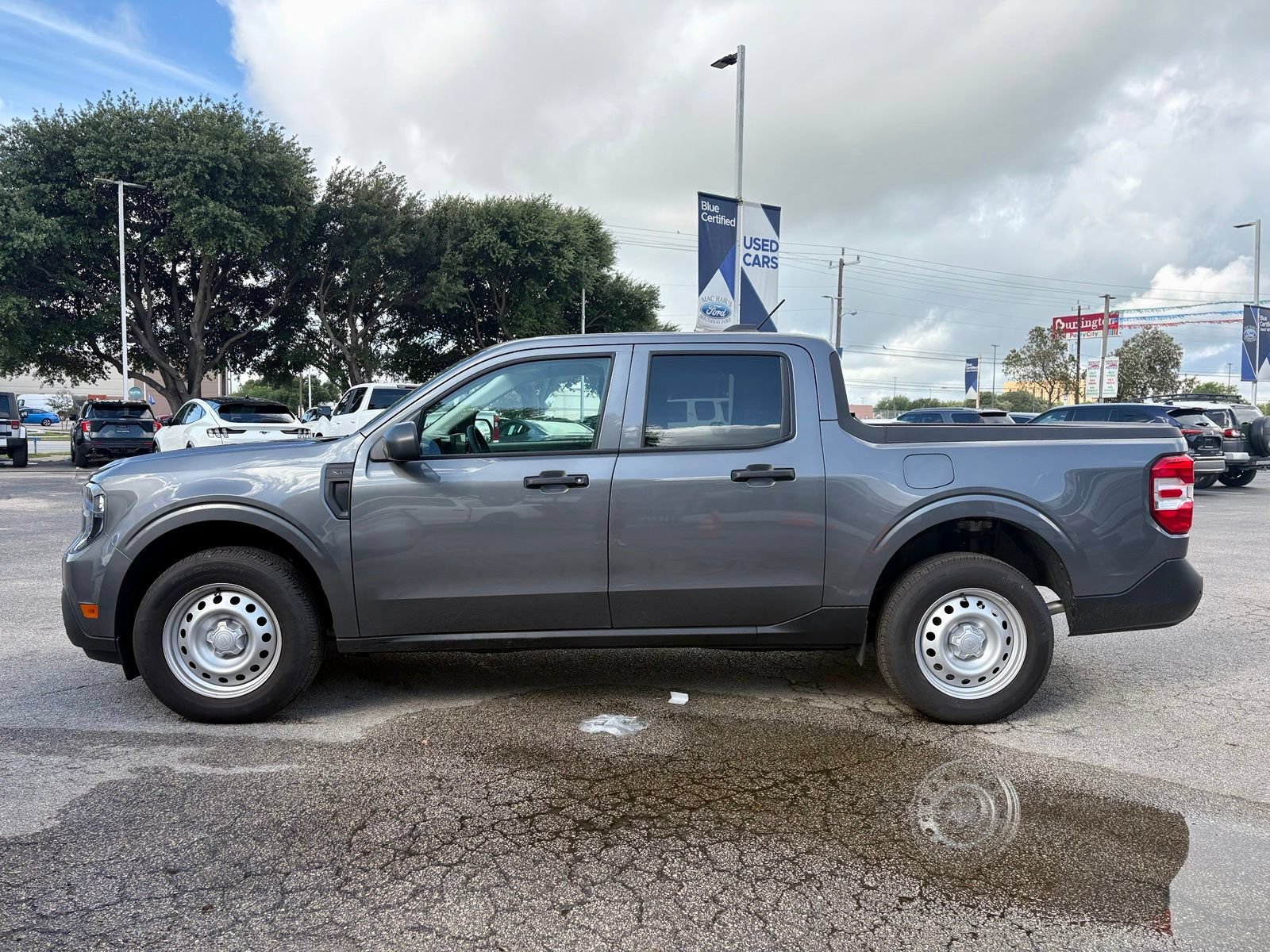 Used 2025 Ford Maverick XL w/ Equipment Group 102A AWD/4WD image 8