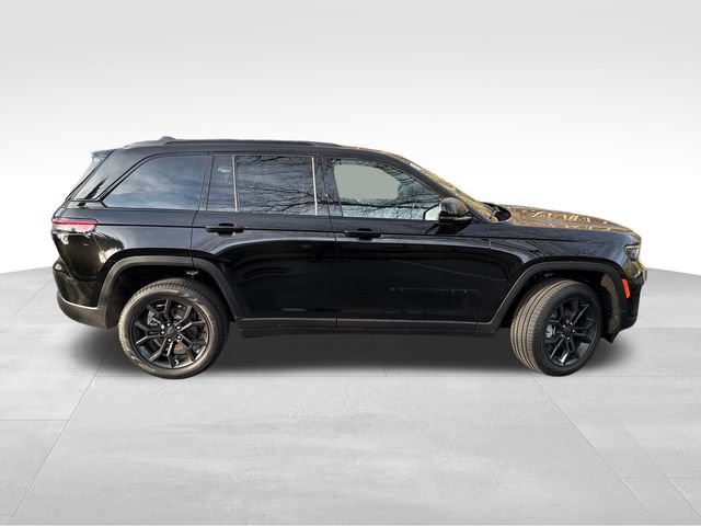 New 2025 Jeep Grand Cherokee Limited image 8