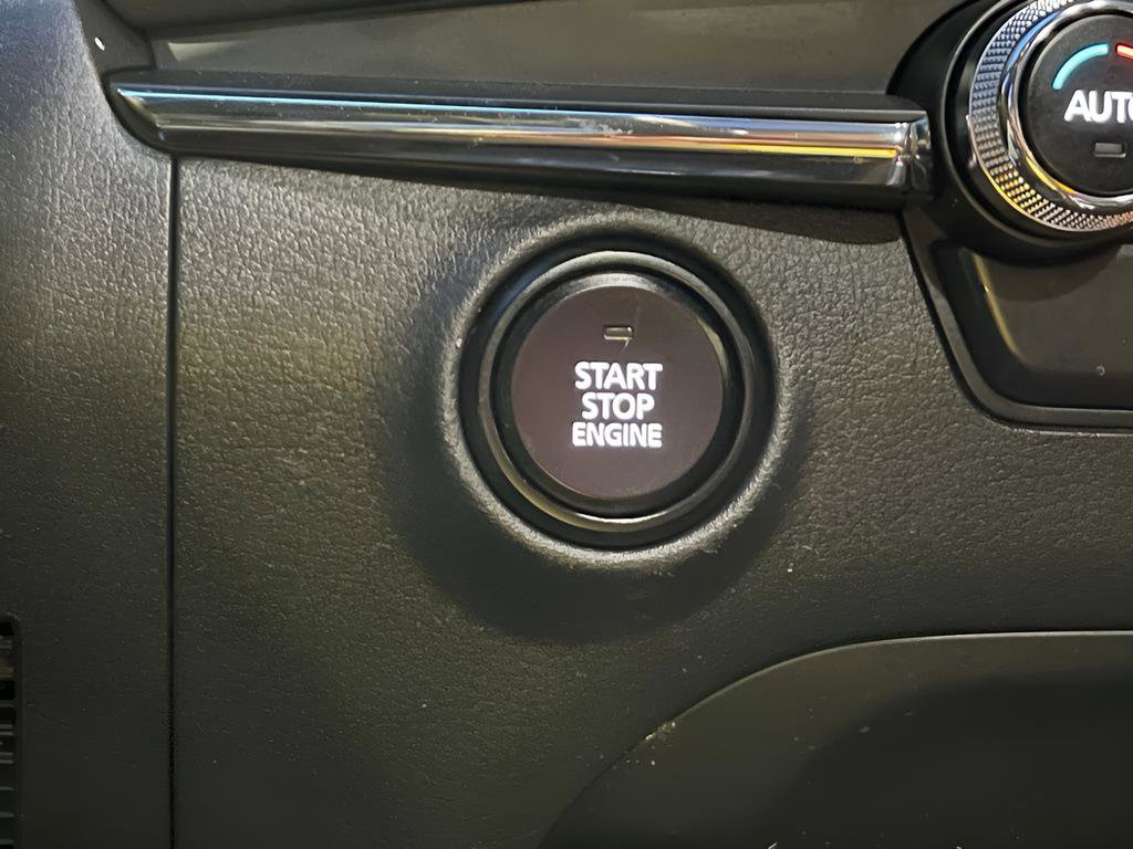 Used 2023 MAZDA MAZDA3 s image 33