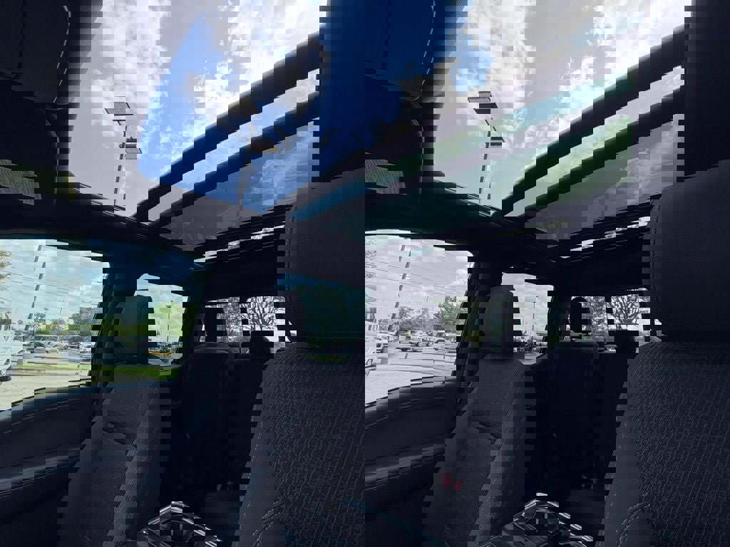 Certified 2021 Ford F150 XLT w/ Equipment Group 302A High image 45