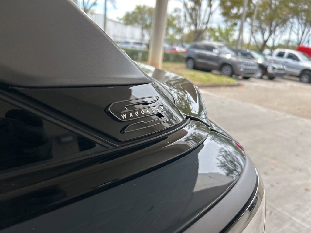 Used 2024 Jeep Wagoneer Launch Edition image 20
