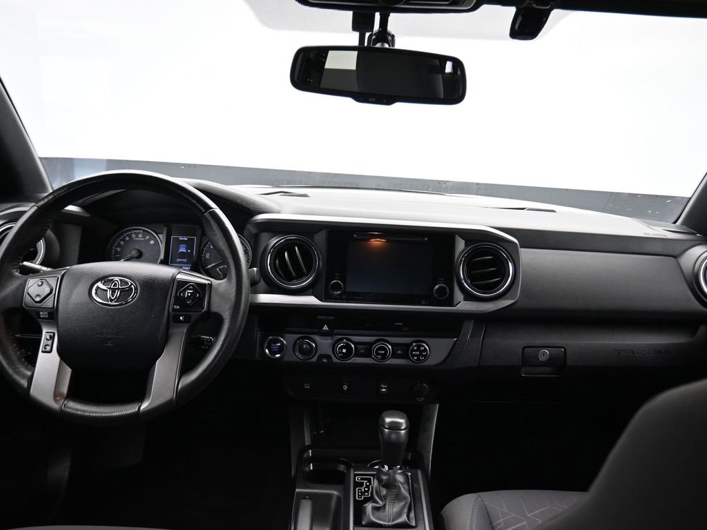 Used 2017 Toyota Tacoma TRD Off-Road image 43
