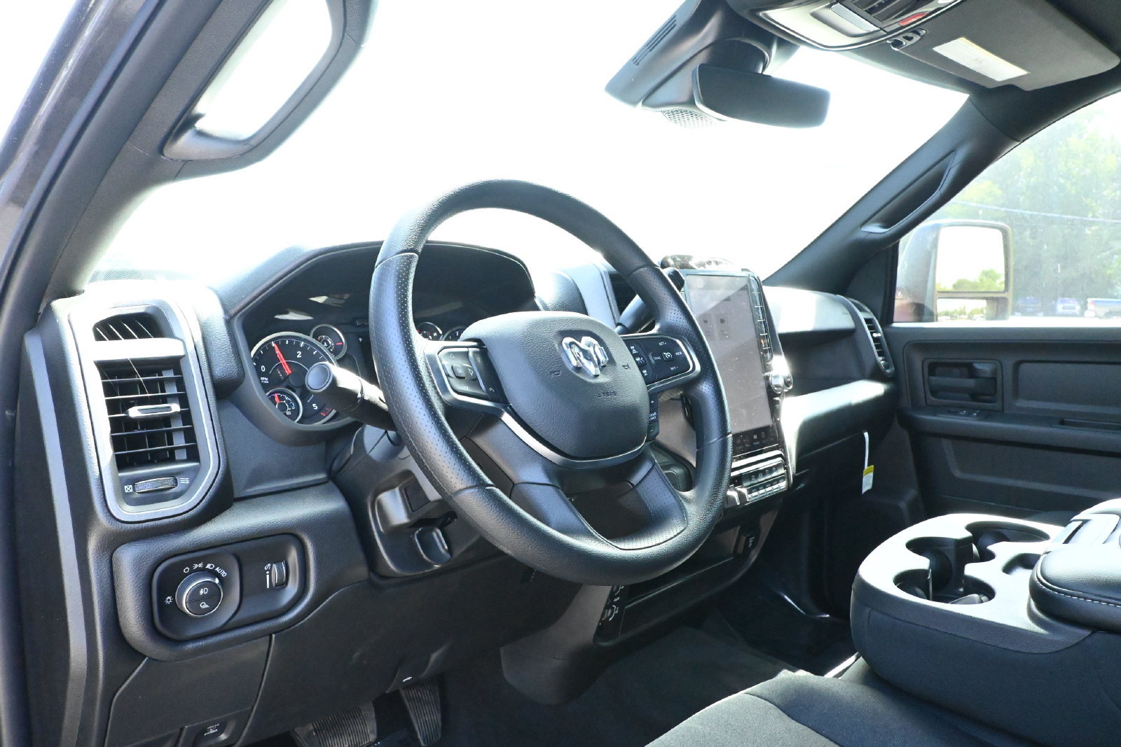 New 2026 RAM 2500 Tradesman AWD/4WD image 9
