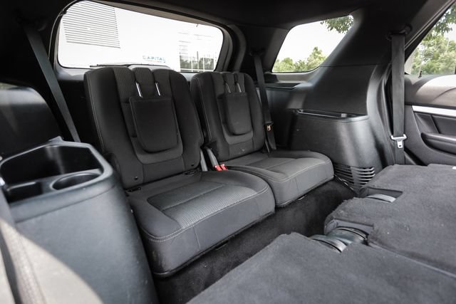 Used 2019 Ford Explorer XLT w/ Equipment Group 201A FWD image 28