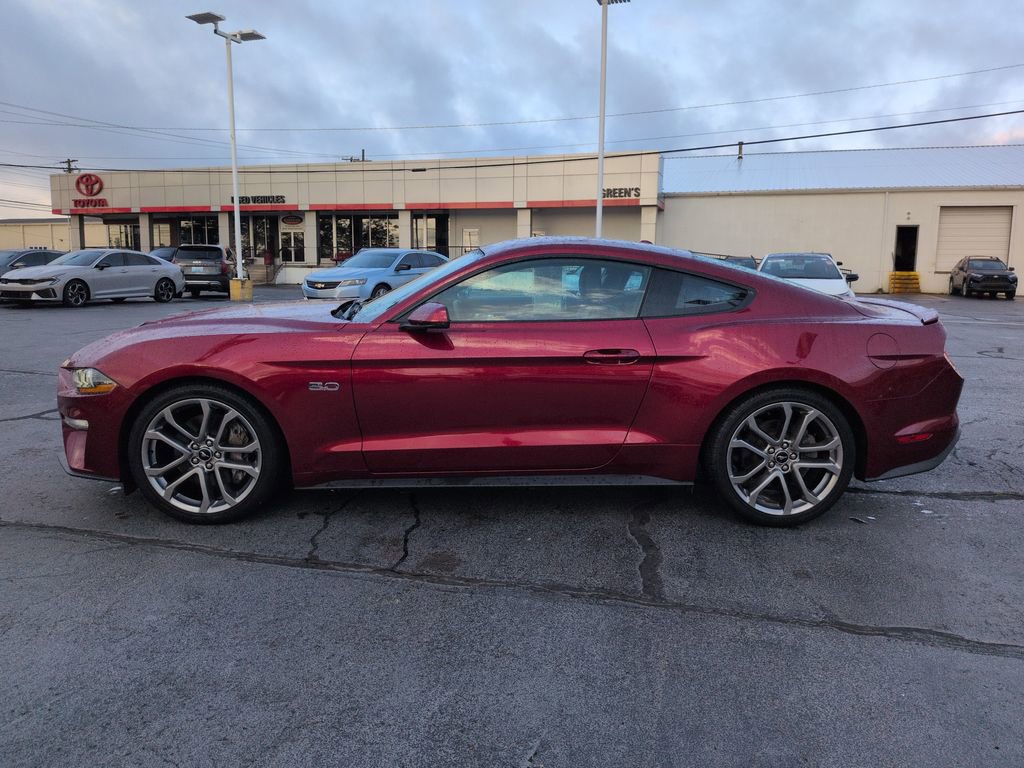 Used 2019 Ford Mustang GT Premium RWD image 2
