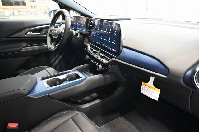 New 2026 Chevrolet Equinox EV LT w/ Convenience Package II image 13