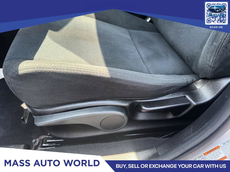Used 2011 Subaru Impreza 2.5i AWD/4WD image 6