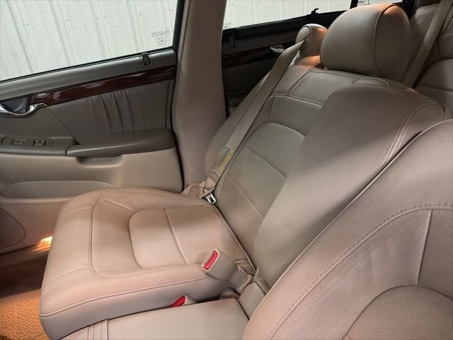 Used 2005 Cadillac De Ville DHS w/ Equipment Group FWD image 35