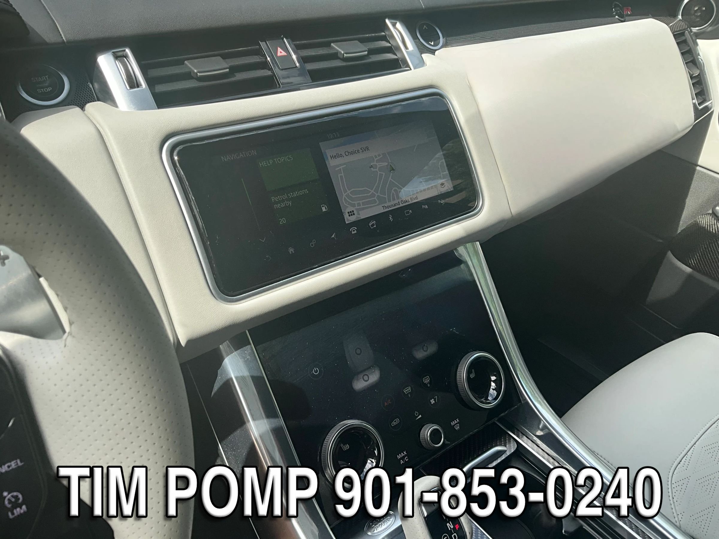 Used 2019 Land Rover Range Rover Sport SVR AWD/4WD image 12