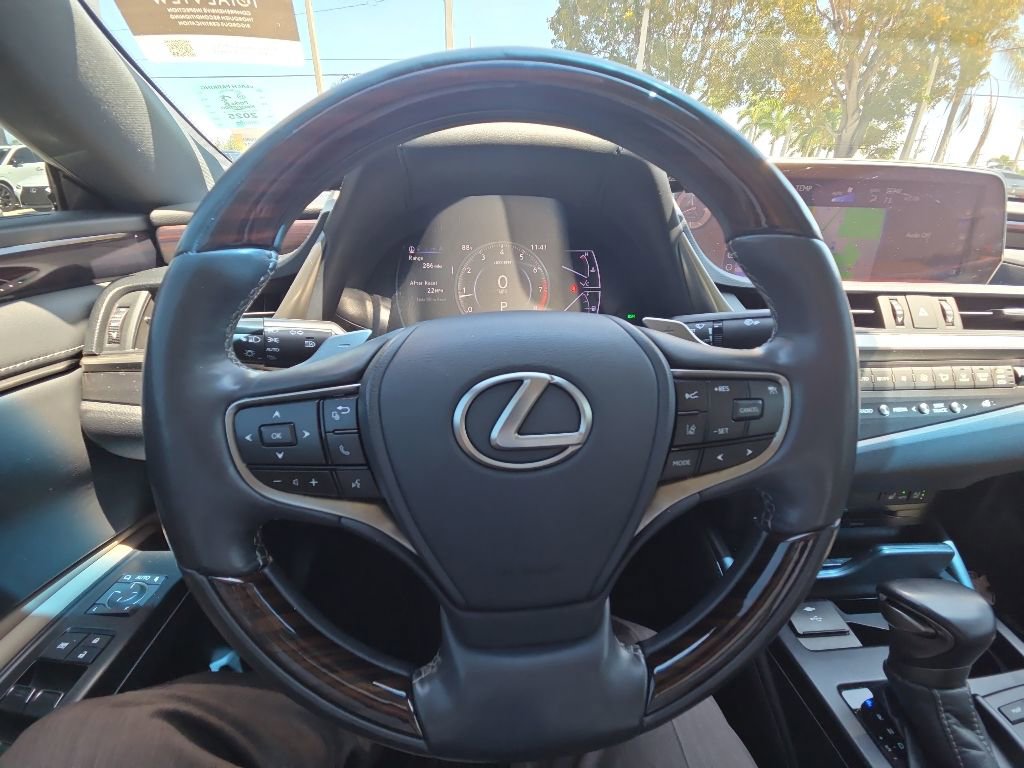 Certified 2021 Lexus ES 250 w/ Premium Package AWD/4WD image 39