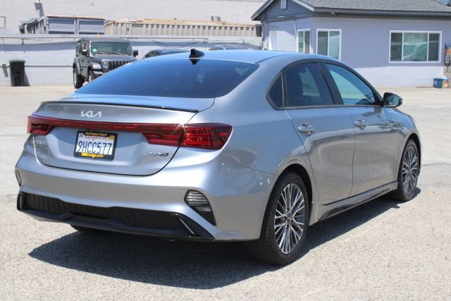 Used 2023 Kia Forte GT-Line w/ GT-Line Premium Package FWD image 5