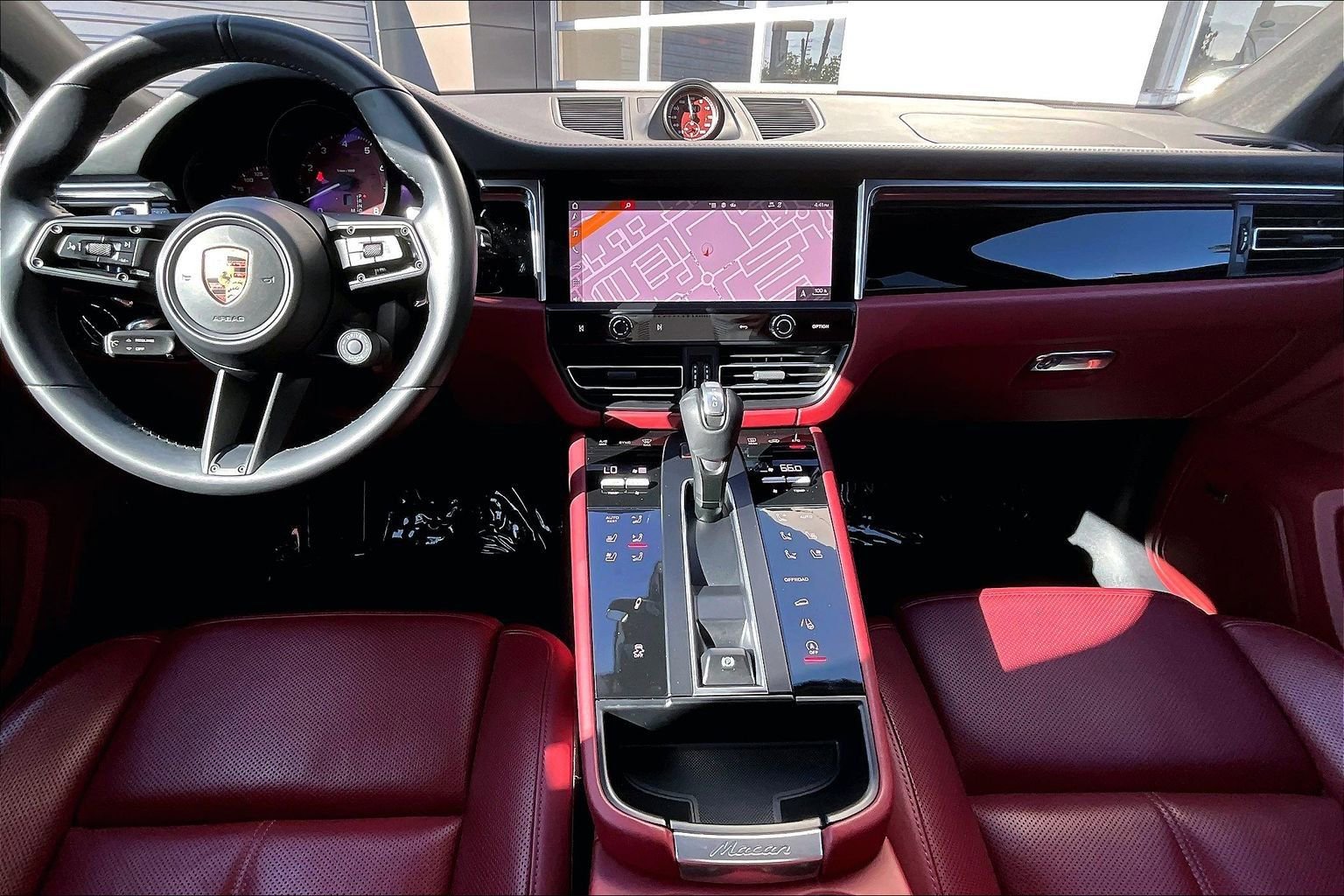 Used 2022 Porsche Macan S image 15