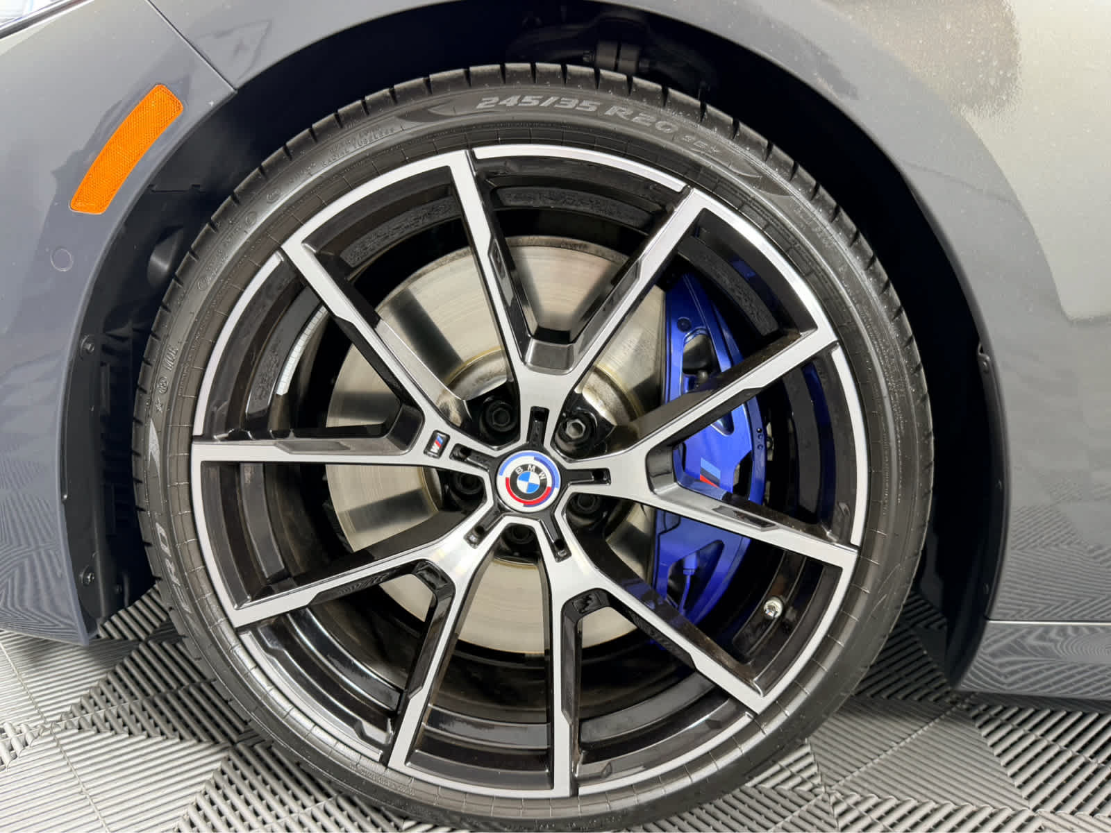 Used 2023 BMW M850i xDrive Convertible AWD/4WD image 9