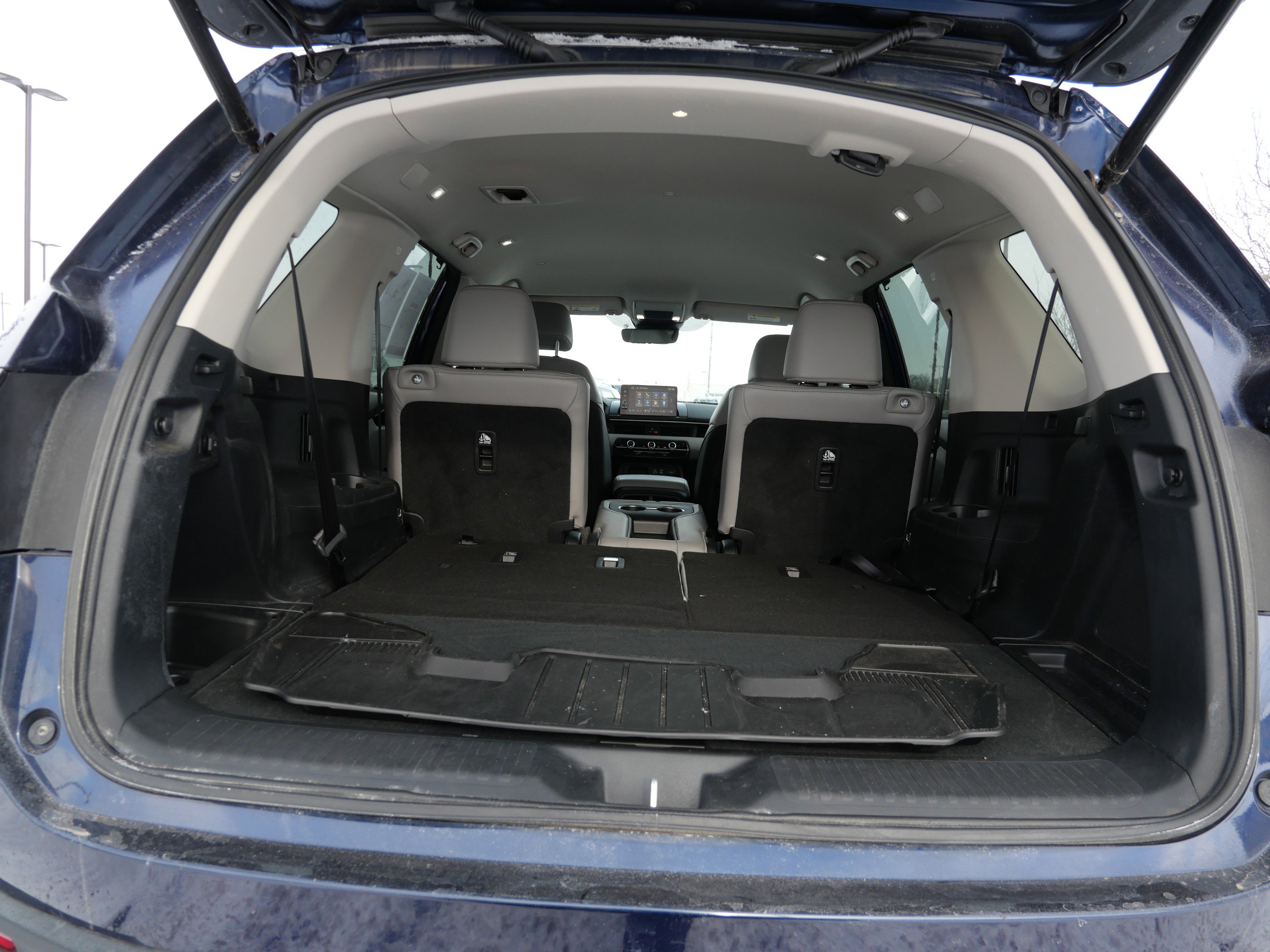 Used 2025 Honda Pilot EX-L image 16